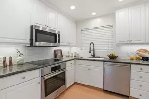 404 Portofino Dr 3, San Carlos, CA 94070 - Photo 7