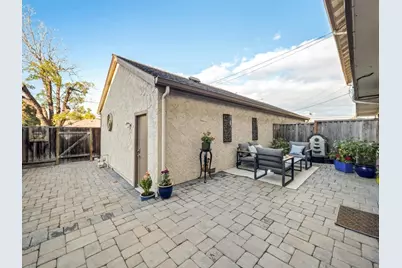 1031 Las Palmas Dr, Santa Clara, CA 95051 - Photo 5