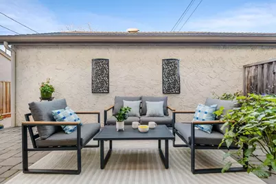 1031 Las Palmas Dr, Santa Clara, CA 95051 - Photo 47