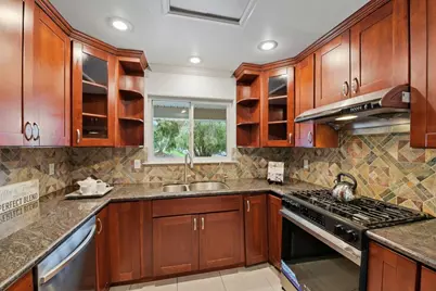 584 Giraudo Dr, San Jose, CA 95111 - Photo 9