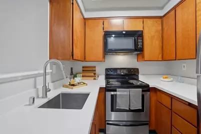 373 Shadow Run Dr, San Jose, CA 95110 - Photo 9