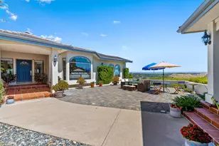 25611 Whip Rd, Monterey, CA 93940 - Photo 3