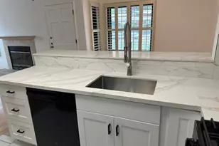 808 Red Leaf Ct, San Francisco, CA 94134 - Photo 15