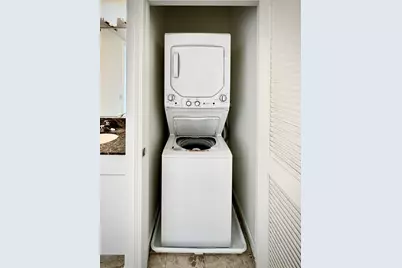 140 S Van Ness Ave 1124, San Francisco, CA 94103 - Photo 19