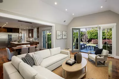 740 Windsor Dr, Menlo Park, CA 94025 - Photo 11