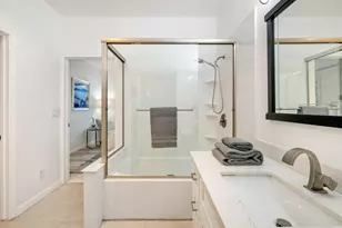 453 Cork Harbour Cir E, Redwood City, CA 94065 - Photo 27