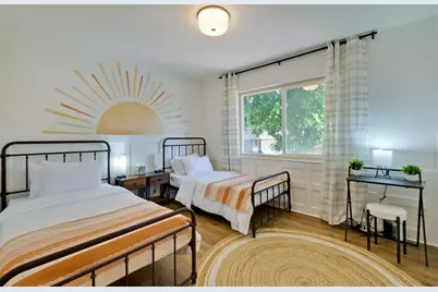 732 N Redwood Ave, San Jose, CA 95128 - Photo 33