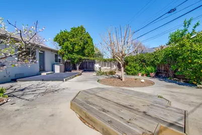 732 N Redwood Ave, San Jose, CA 95128 - Photo 43
