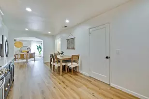 732 N Redwood Ave, San Jose, CA 95128 - Photo 15