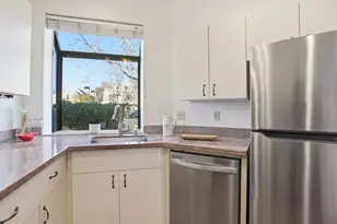 139 Shorebird Cir, Redwood City, CA 94065 - Photo 7