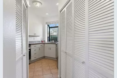 139 Shorebird Cir, Redwood City, CA 94065 - Photo 11