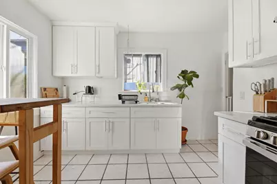 1000 81st Ave, Oakland, CA 94621 - Photo 7