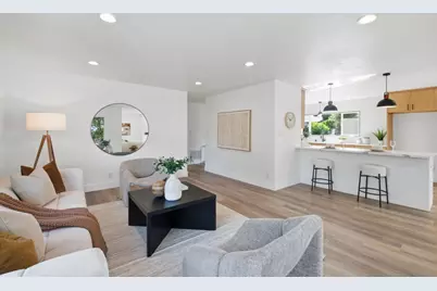 2478 Oakes Dr, Hayward, CA 94542 - Photo 13