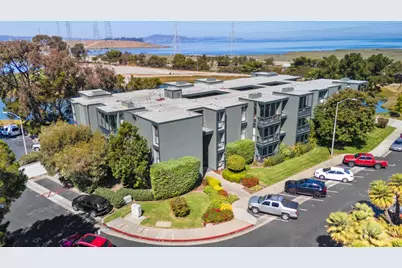 425 Anchor Rd 317, San Mateo, CA 94404 - Photo 3