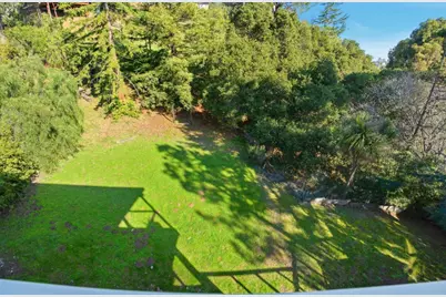 915 Crestview Dr, San Carlos, CA 94070 - Photo 47