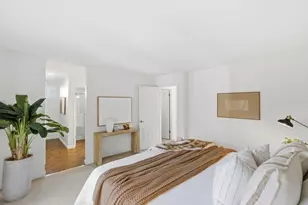 915 Crestview Dr, San Carlos, CA 94070 - Photo 21