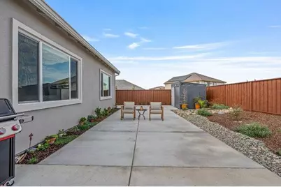 303 Amara Ln, Hollister, CA 95023 - Photo 25