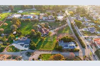 3633 Westview Dr, San Jose, CA 95148 - Photo 51