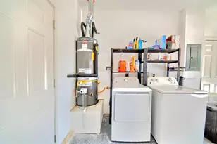 213 W South St, Tracy, CA 95376 - Photo 23