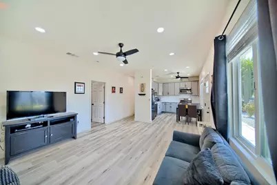 213 W South St, Tracy, CA 95376 - Photo 5