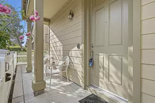 238 Peppermint Tree Ter 5, Sunnyvale, CA 94086 - Photo 3