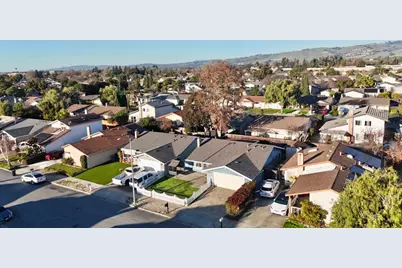 32490 Lake Temescal Ln, Fremont, CA 94555 - Photo 51