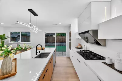 10305 Norwich Ave, Cupertino, CA 95014 - Photo 15