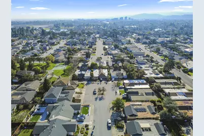 131 Yawl Ct, Foster City, CA 94404 - Photo 65