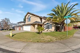 3335 Sandalwood Rd, Rocklin, CA 95765 - Photo 3