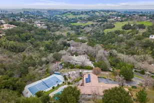 27769 Edgerton Rd, Los Altos Hills, CA 94022 - Photo 3