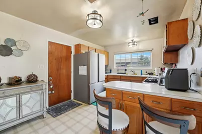 559 E Alvin Dr, Salinas, CA 93906 - Photo 11