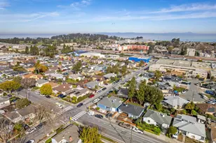 240 N Humboldt St, San Mateo, CA 94401 - Photo 83