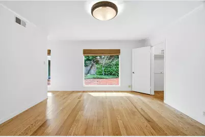 755 Northampton Dr, Palo Alto, CA 94303 - Photo 17