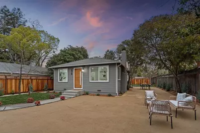 578 Green Manor Ct, Palo Alto, CA 94301 - Photo 1