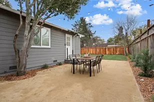 578 Green Manor Ct, Palo Alto, CA 94301 - Photo 23