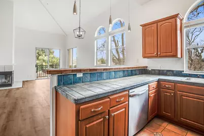 951 S 12th St 310, San Jose, CA 95112 - Photo 7