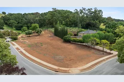 640 Sparhawk Dr, Morgan Hill, CA 95037 - Photo 45