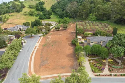 640 Sparhawk Dr, Morgan Hill, CA 95037 - Photo 37