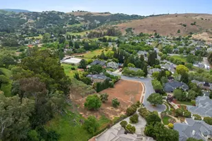 640 Sparhawk Dr, Morgan Hill, CA 95037 - Photo 57