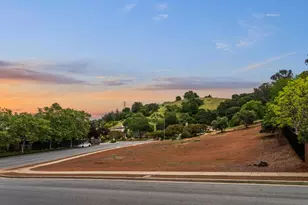 640 Sparhawk Dr, Morgan Hill, CA 95037 - Photo 25