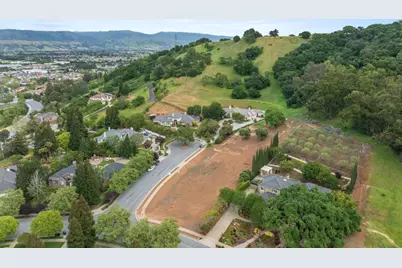 640 Sparhawk Dr, Morgan Hill, CA 95037 - Photo 61