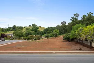 640 Sparhawk Dr, Morgan Hill, CA 95037 - Photo 35
