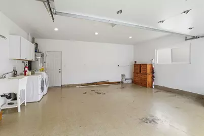 2501 Tolworth Dr, San Jose, CA 95128 - Photo 35