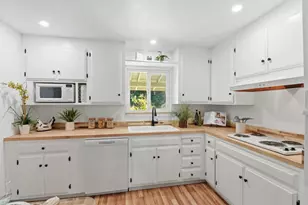 1363 Santa Fe Dr, San Jose, CA 95118 - Photo 9