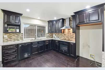 5475 Century Park Way, San Jose, CA 95111 - Photo 15