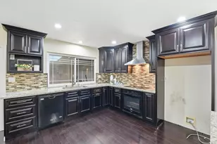 5475 Century Park Way, San Jose, CA 95111 - Photo 15