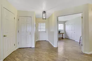 1491 Amber Ct, Gilroy, CA 95020 - Photo 7