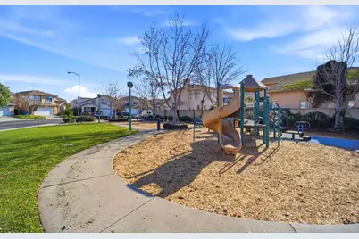 1885 Flagstone Dr, Union City, CA 94587 - Photo 23