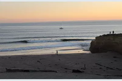 1130 E Cliff Dr, Santa Cruz, CA 95062 - Photo 27