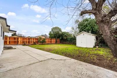 49 Hawkins St, Hollister, CA 95023 - Photo 27